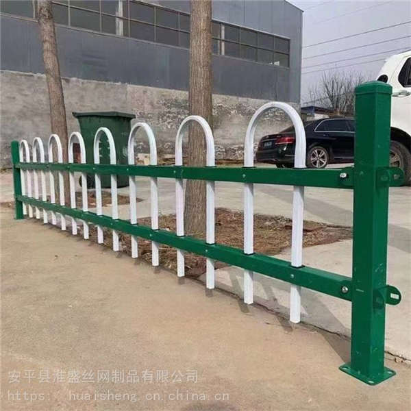 白色塑料花池柵欄 庭院PVC塑鋼籬笆 學校校園花草裝飾圍欄