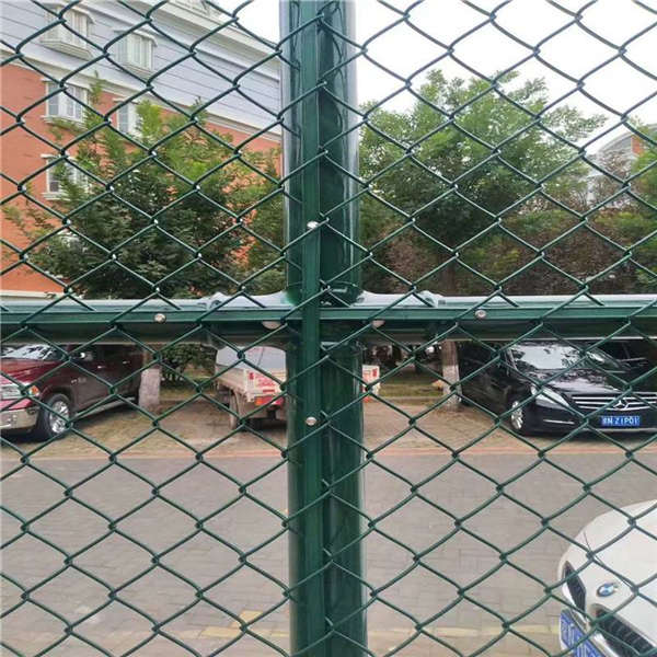 泓宸輝雙邊絲護(hù)欄網(wǎng) 公路隔離防護(hù)網(wǎng) 浸塑工藝2米綠色圍墻