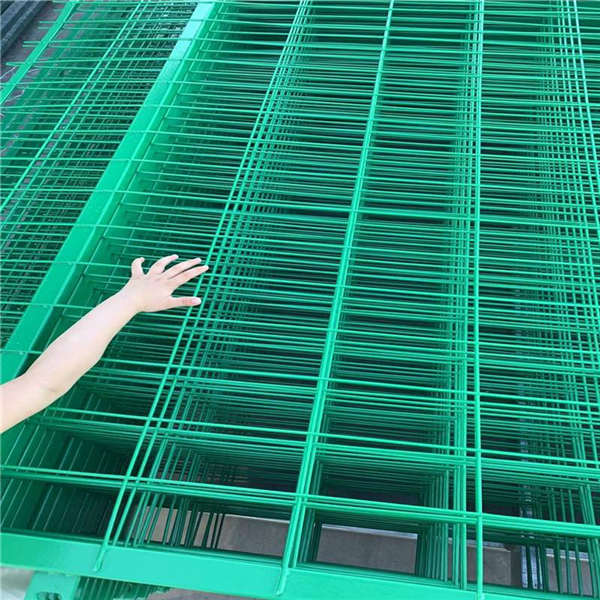 鐵路框架防護欄柵 沿線防護網(wǎng) 1.8米外側高速護欄網(wǎng)